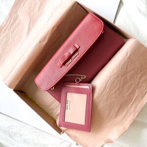 BRAND NEW IN BOX Miu Miu Fuchsia Leather Wallet with Bow
